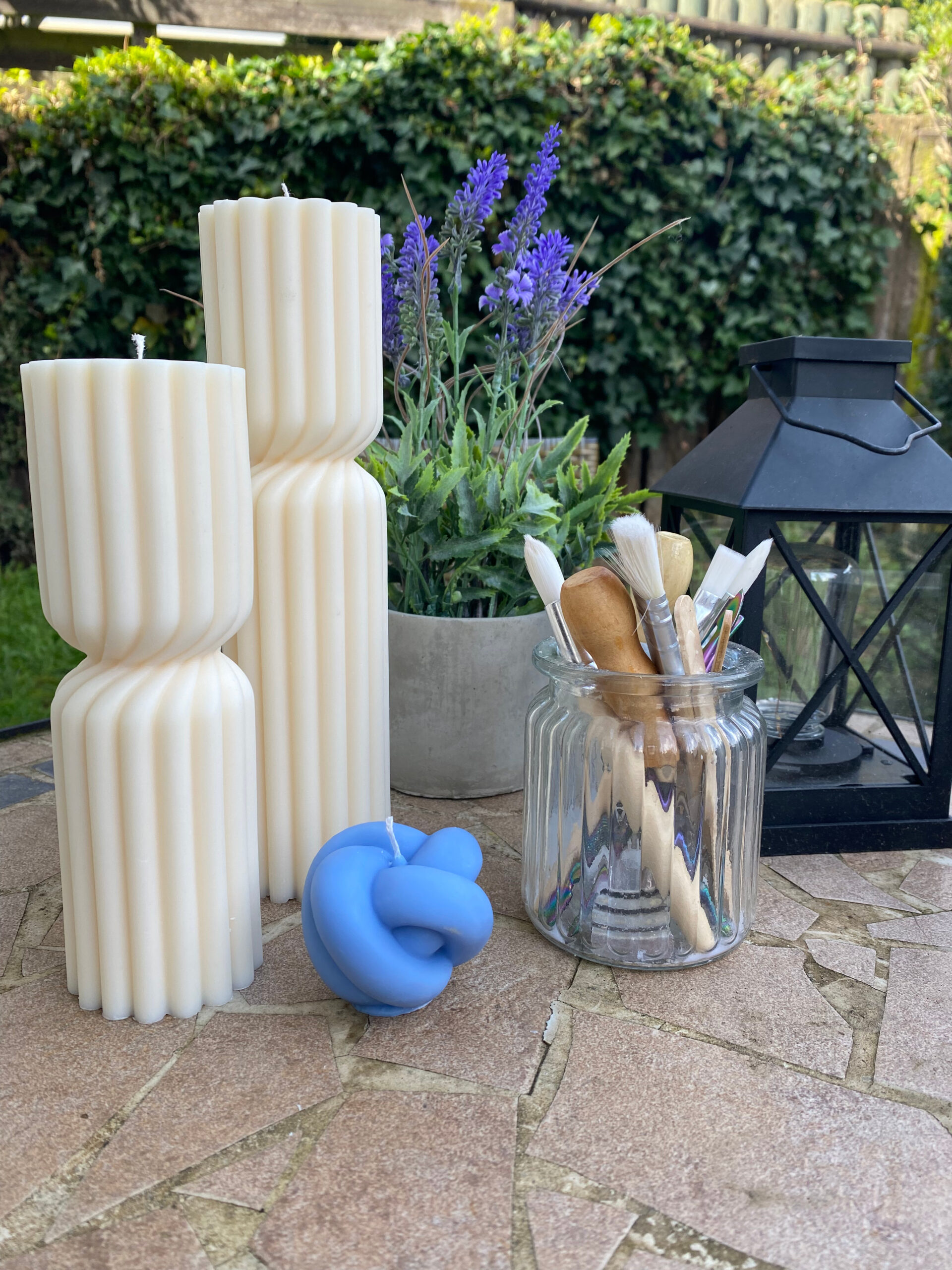 The Hamptons Set - Image 4