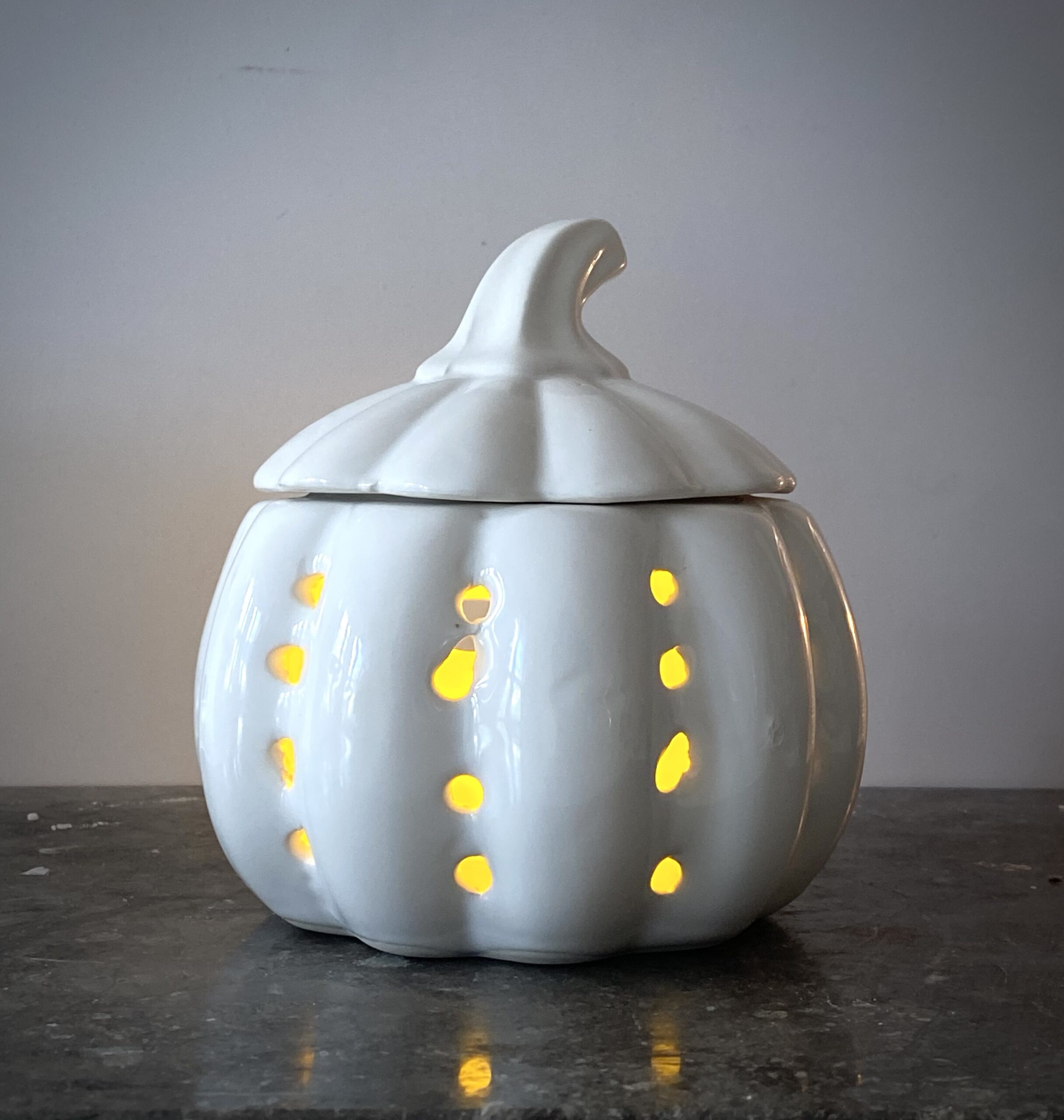 Pumpkin Wax Melter - Image 1